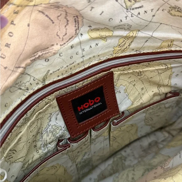 HOBO vintage mahogany Crossbody Bag with rare map lining - Picture 9 of 10